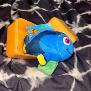 New- Disney Cutie Cuff Series 4- Dory